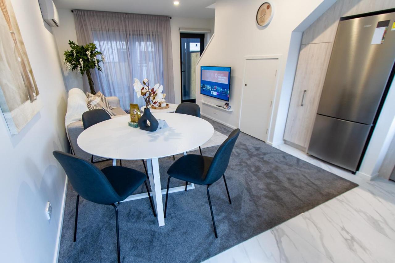 Stylish 2-Bedroom Haven Next To Hagley Park Christchurch Buitenkant foto